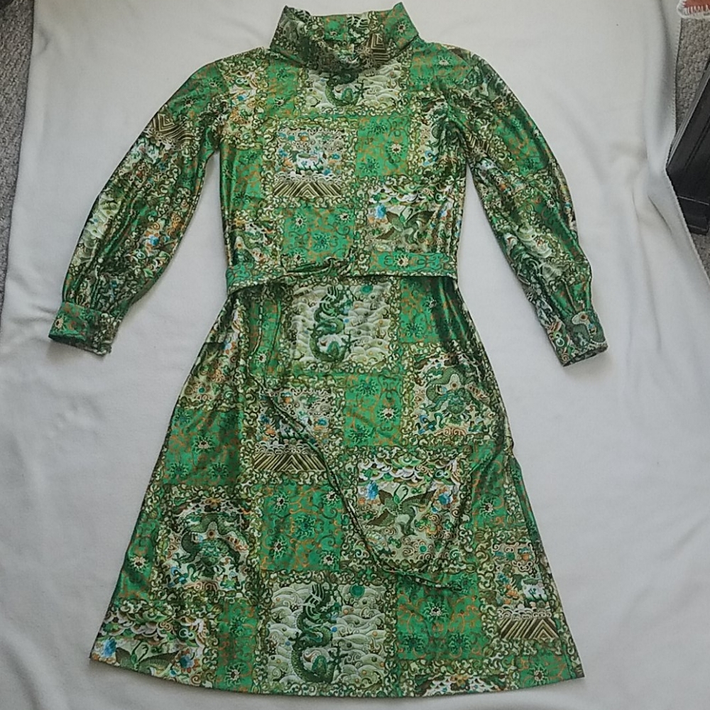 Vintage 1960s-70s handmade dragon dress - Picture 2 of 8